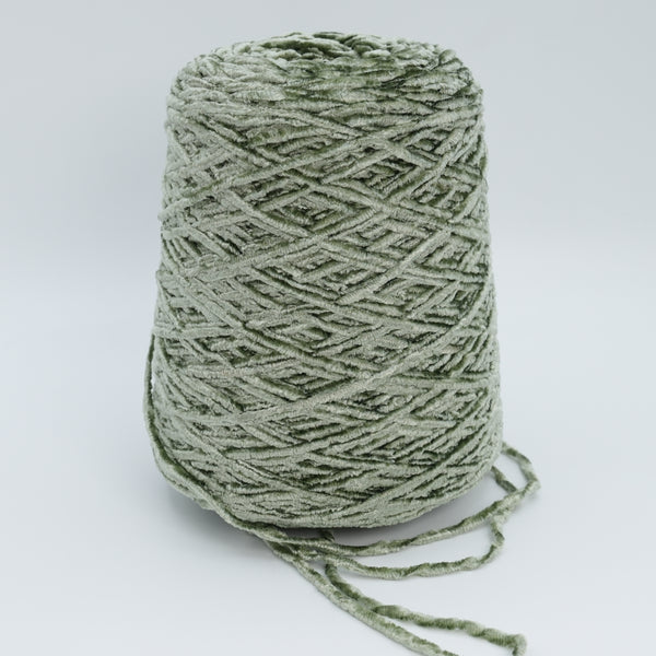 Effeto Seta Sequins 1.200 · 120m/100g (131yds/3.5oz) · Bulky · 85Vi 15PA