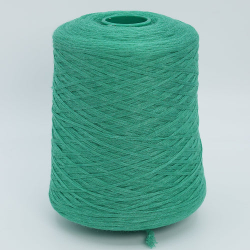 Fenis 3900 · 390m/100g (427yds/3.5oz) · Fingering · 70WS 30Se