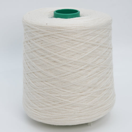 Fenis 3900 · 390m/100g (427yds/3.5oz) · Fingering · 70WS 30Se