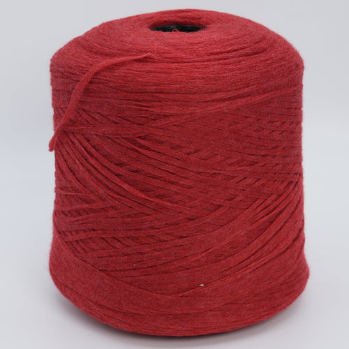 Fenis 3900 · 390m/100g (427yds/3.5oz) · Fingering · 70WS 30Se