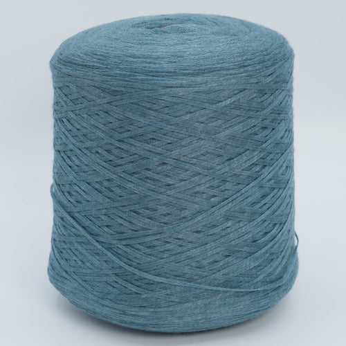 Fenis 3900 · 390m/100g (427yds/3.5oz) · Fingering · 70WS 30Se