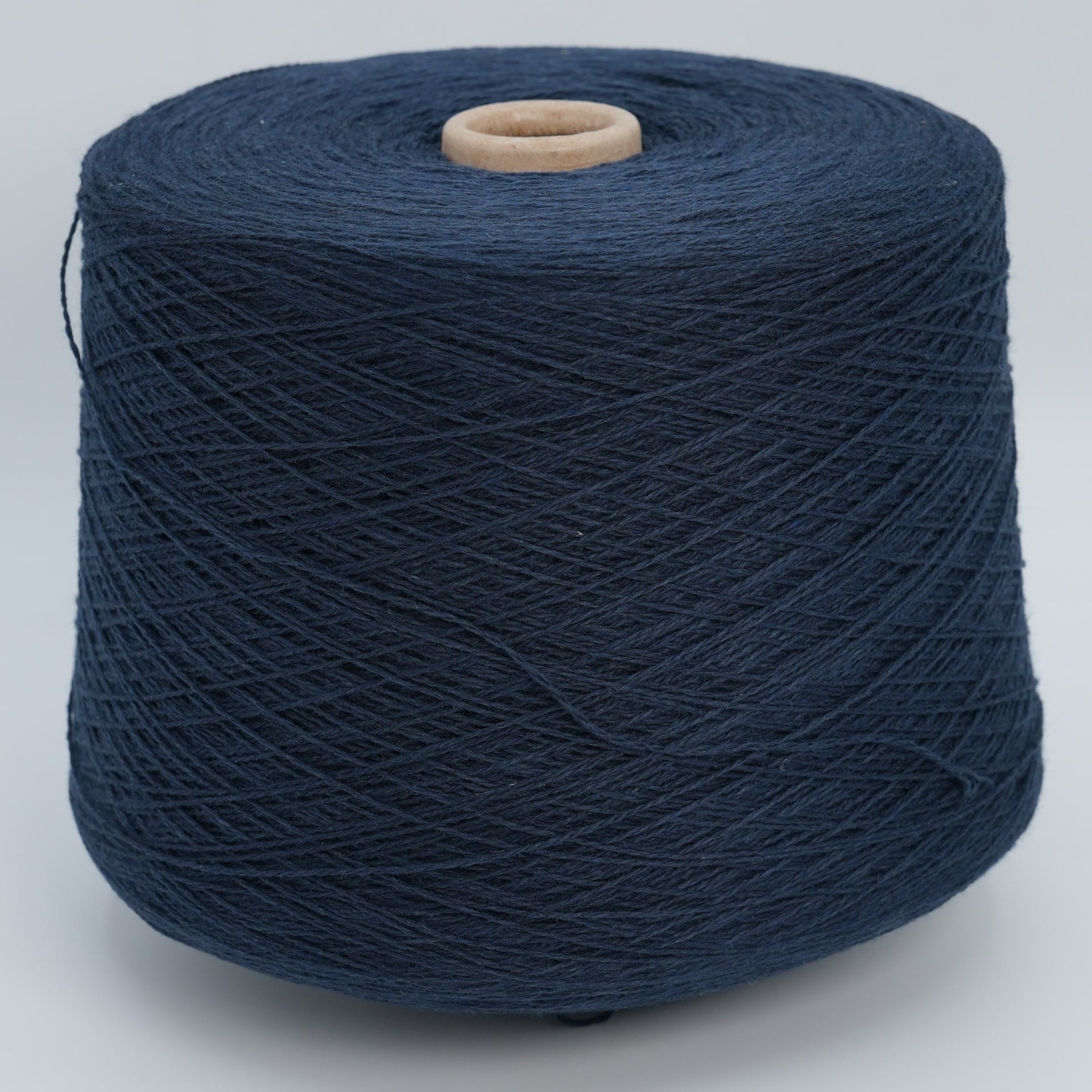 Cashcot 2/15000 · 750m/100g (820yds/3.5oz) · Lace · 70Co 30WS
