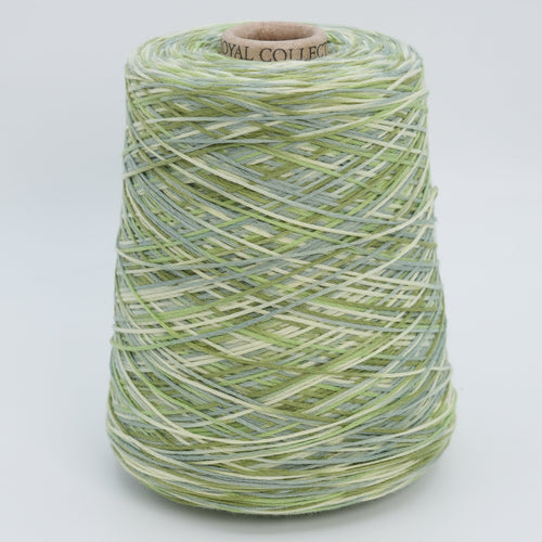Fetuccia Stampata 3800 · 380m/100g (416yds/3.5oz) · Fingering · 100Co