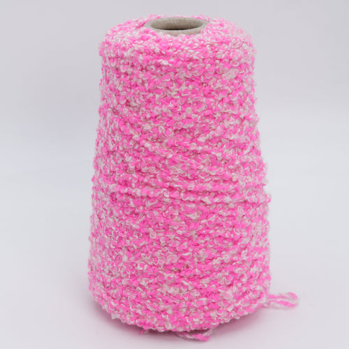 Gwenda 1900 · 190m/100g (208yds/3.5oz) · Worsted · 48PA 26Se 26Co