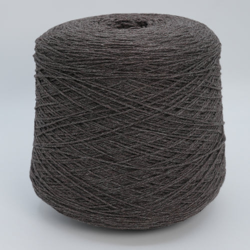 Vigogna 2/23*4 · 288m/100g (315yds/3.5oz) · DK · 10WS 90WV