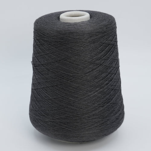 Lucente 4/90 · 2250m/100g (2460yds/3.5oz) · Micro · 50WV 50Se
