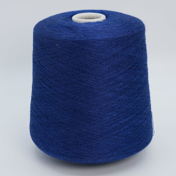 Lucente 4/90 · 2250m/100g (2460yds/3.5oz) · Micro · 50WV 50Se