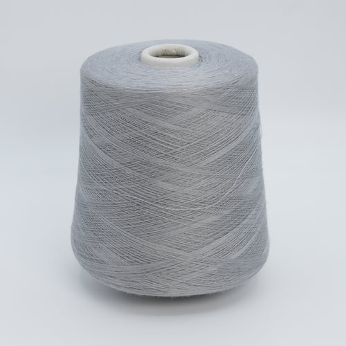 Lucente 4/90 · 2250m/100g (2460yds/3.5oz) · Micro · 50WV 50Se