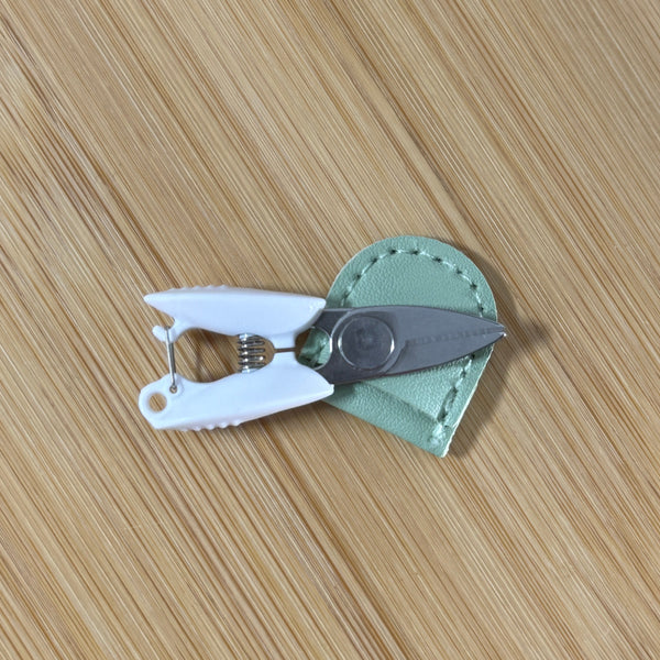 Mini Scissors with Leather Case