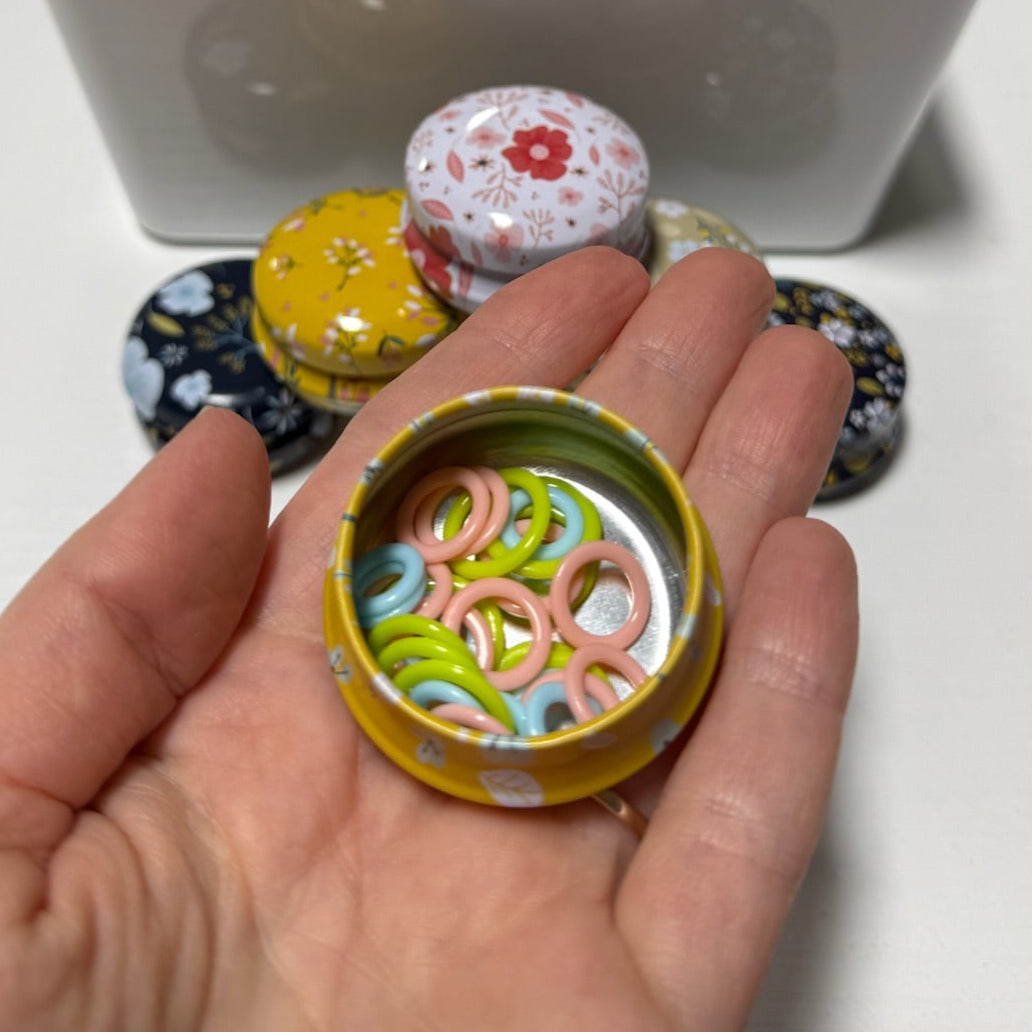 Round Tin with Decorative Stitch Markers