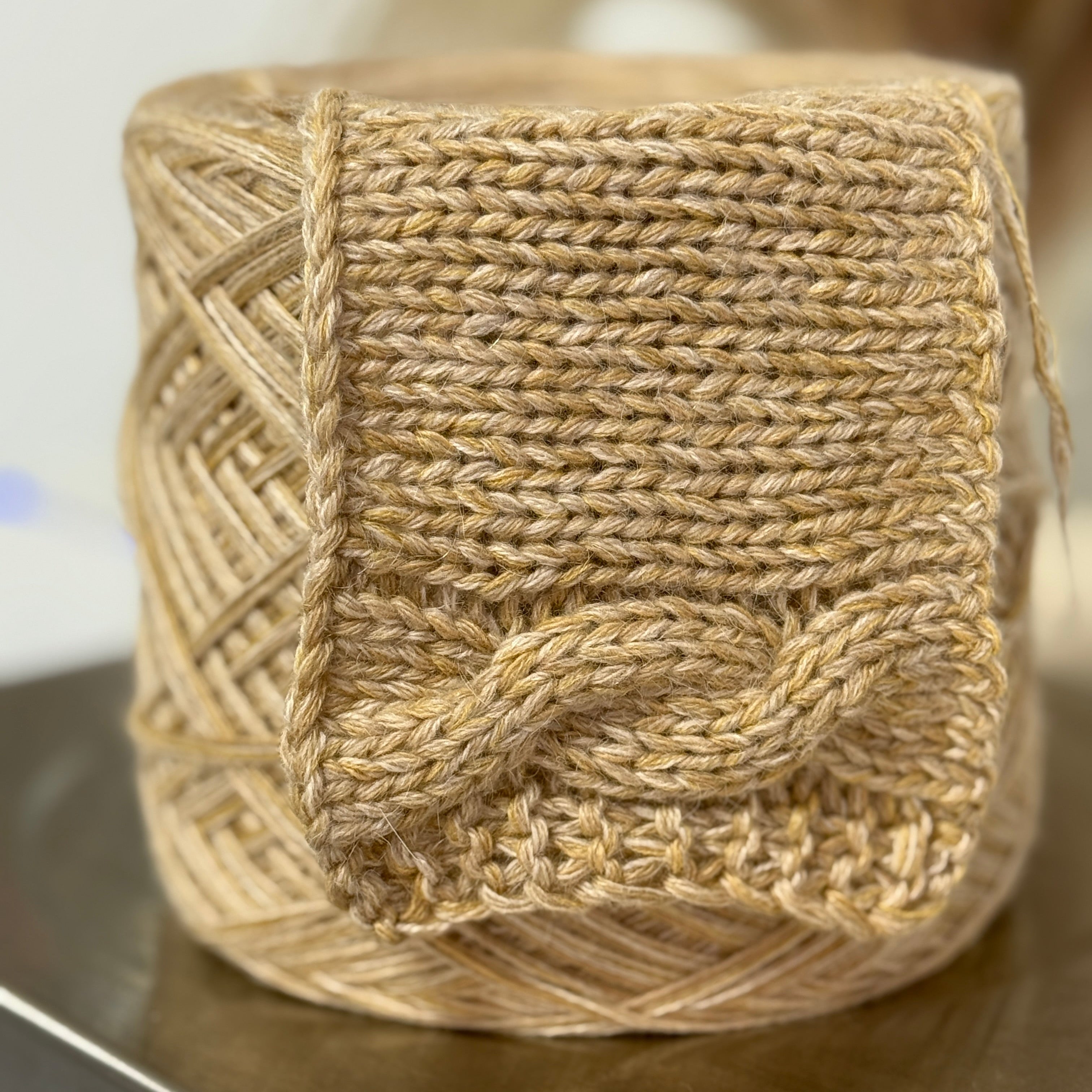 Yarnix Cashemere Caramel 175 m/100g · WS WV WM SE WA PA