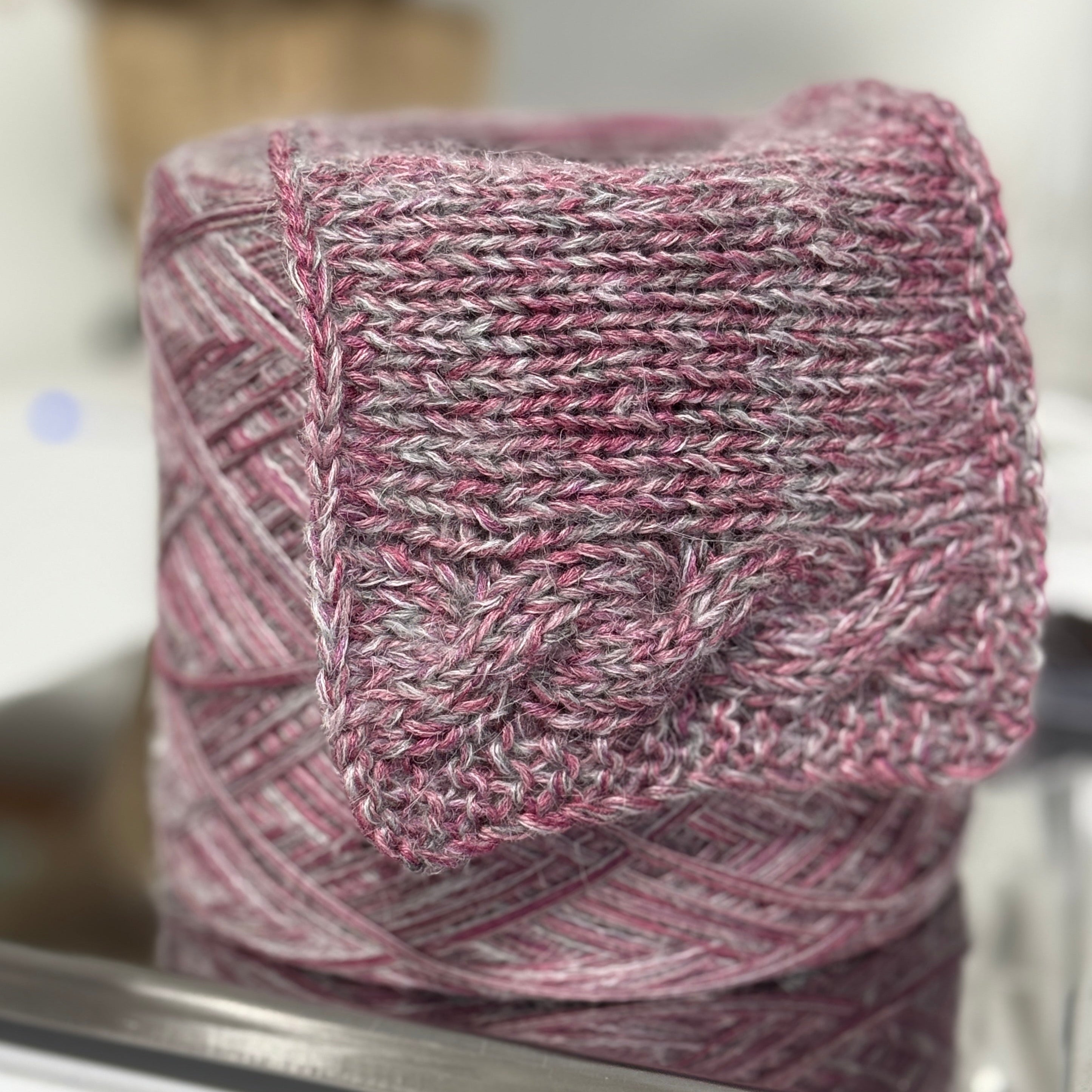 Yarnix Dusty Peony — 240m/100g (262yds/3.5oz) WM WS WV SE