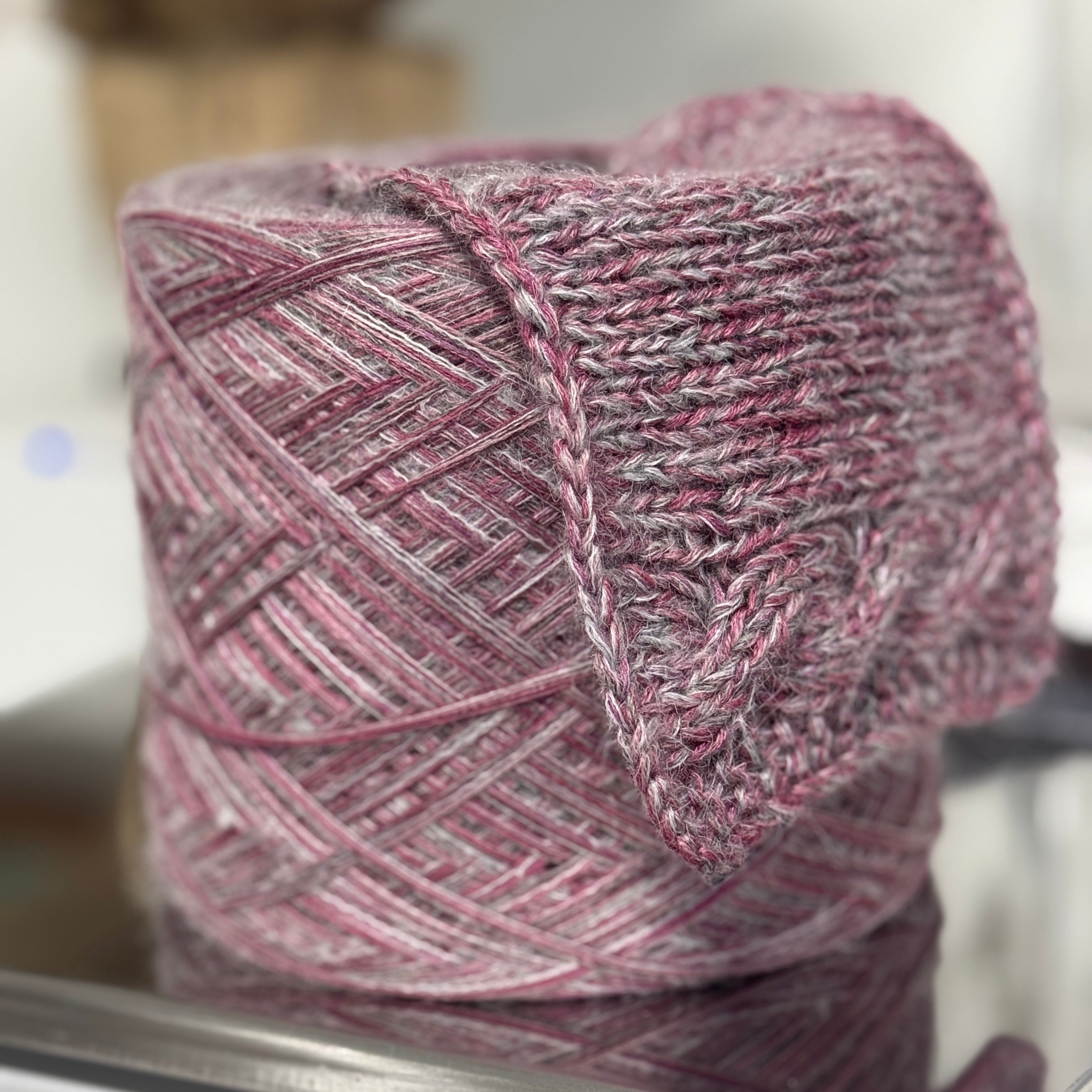 Yarnix Dusty Peony — 240m/100g (262yds/3.5oz) WM WS WV SE