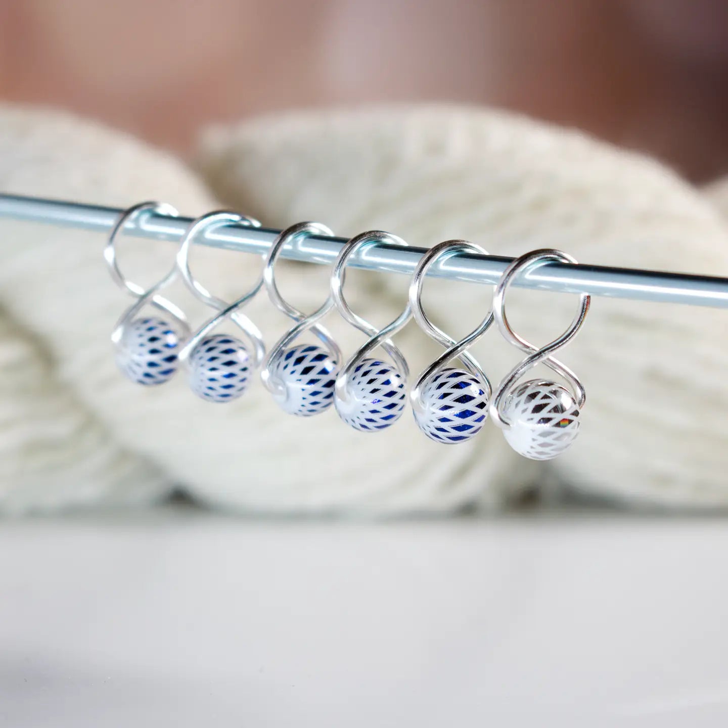 Medium Snag-Free Stitch Markers – Silver | Baubles