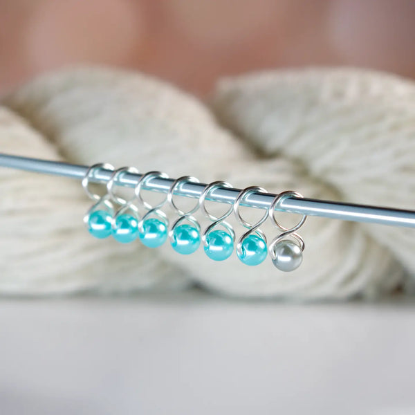 Small Snag-Free Stitch Markers – Silver | Seafoam