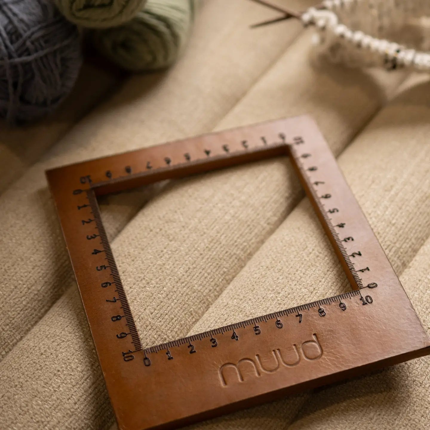 MUUD Dana | Luxury Leather Knitting Gauge